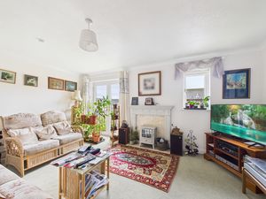 Lounge/Diner- click for photo gallery